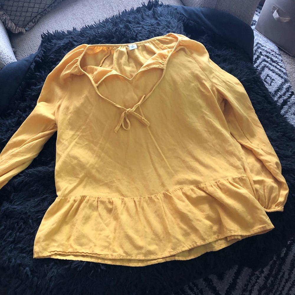 Old navy yellow size M flair top